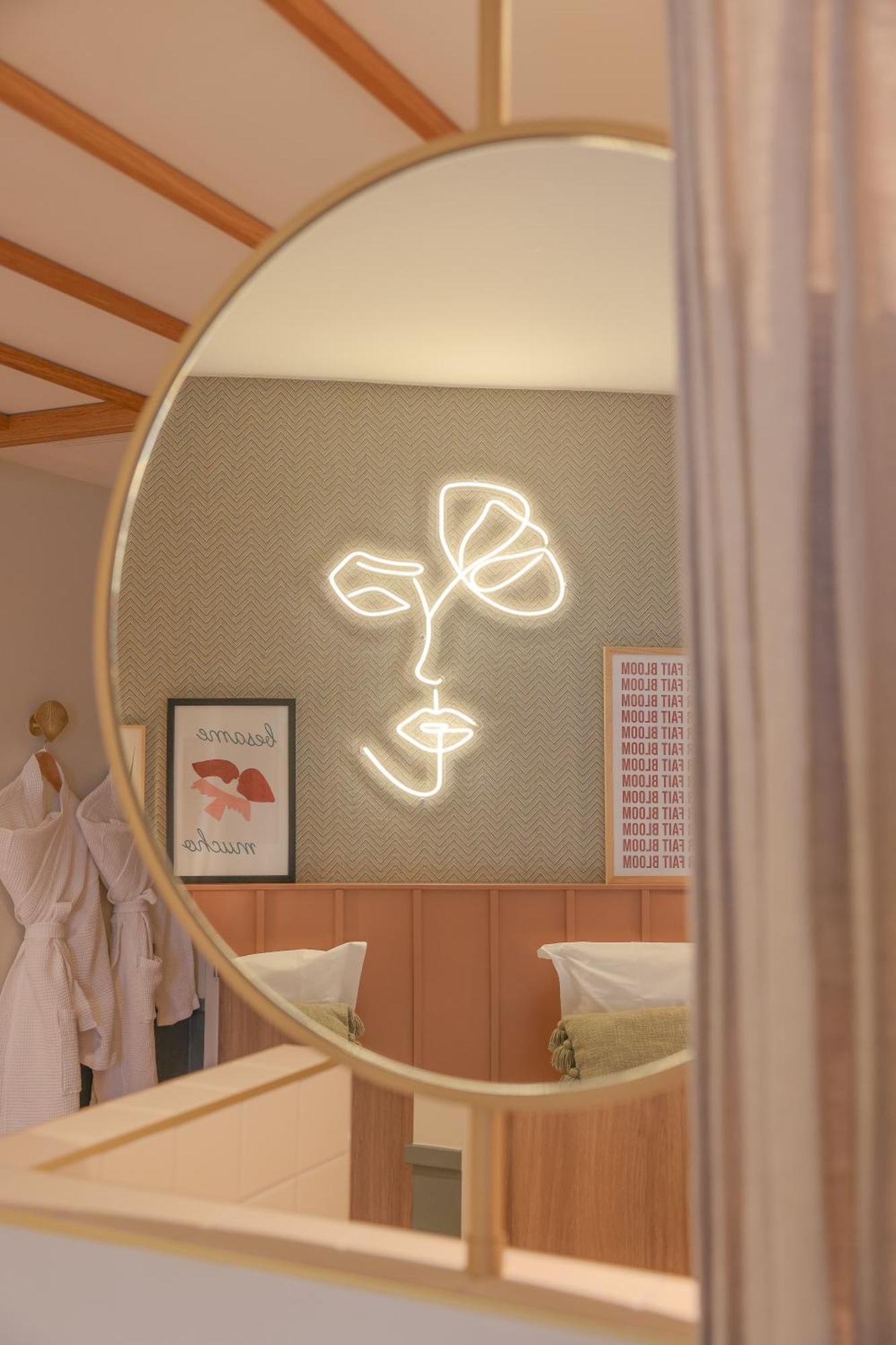 Bloom House Hotel & Spa Paris Ngoại thất bức ảnh